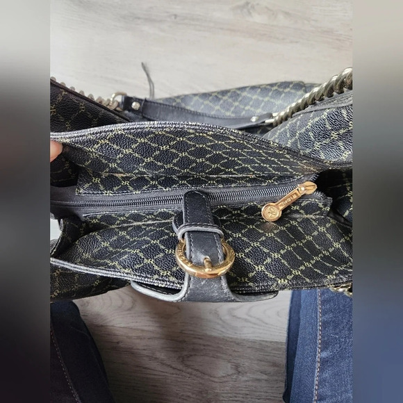Rioni Lg Leather signature buckle carrier handbag Navy And gold 16"Lx10"deep - Picture 4 of 13